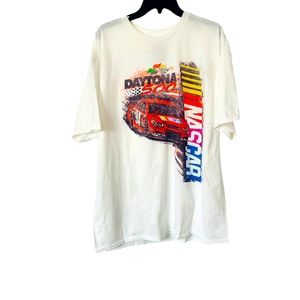 Men’s NASCAR White T-shirt Size XL